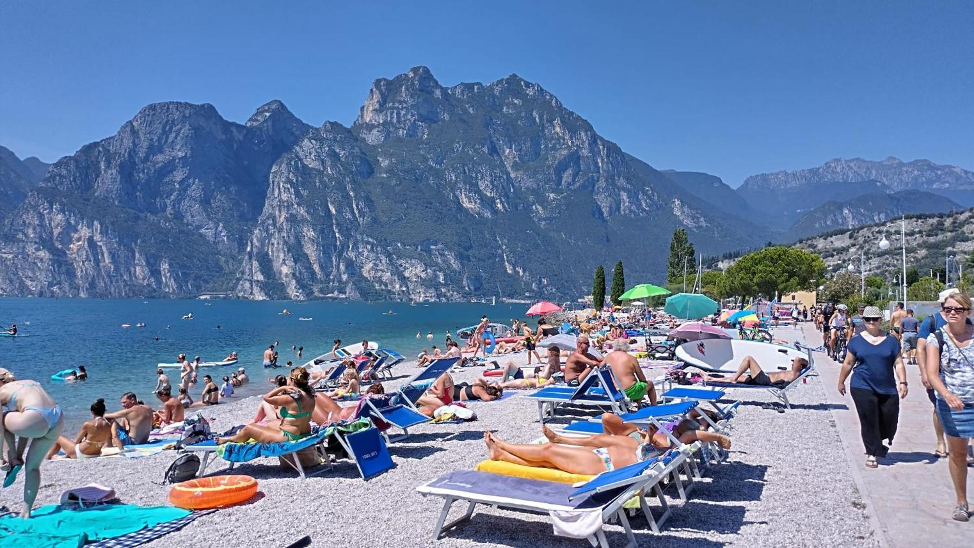 L'Incanto Dell'Airone Malgrate Bagian luar foto